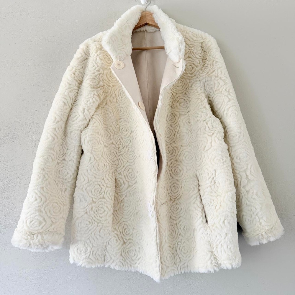 Coldwater Creek Women's 20 Reversible Ivory Faux Fur Coat NWT